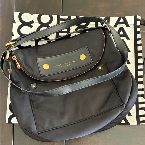 Marc by Marc Jacobs Black Shoulder Bag with Gold Accents - Picture 1 of 13